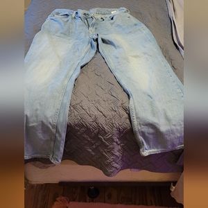 Old Navy men's jeans 33×30 Like New! Only worn twice!